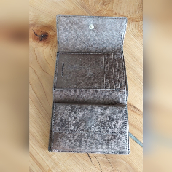 BURBERRY NOVA CHECK TRI-FOLD WALLET - Picture 6 of 11